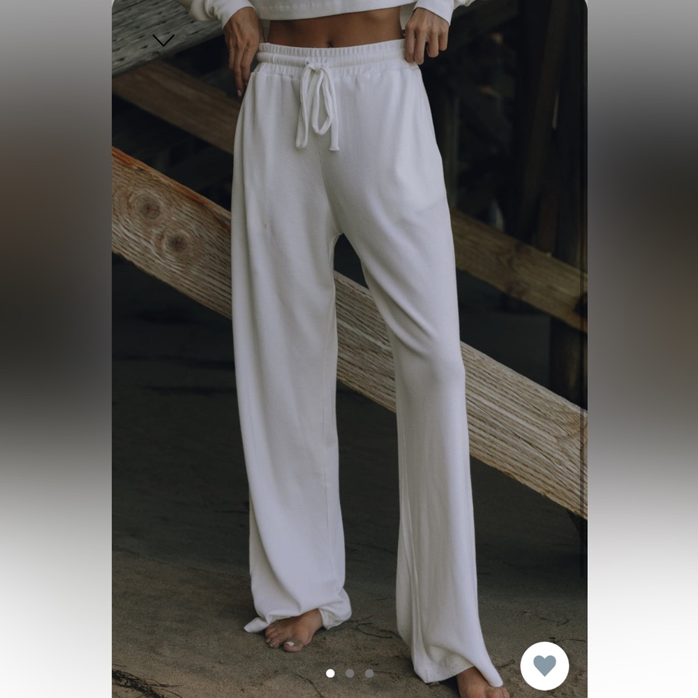 Daily Drills Lightweight Thermal Resort Pants- White